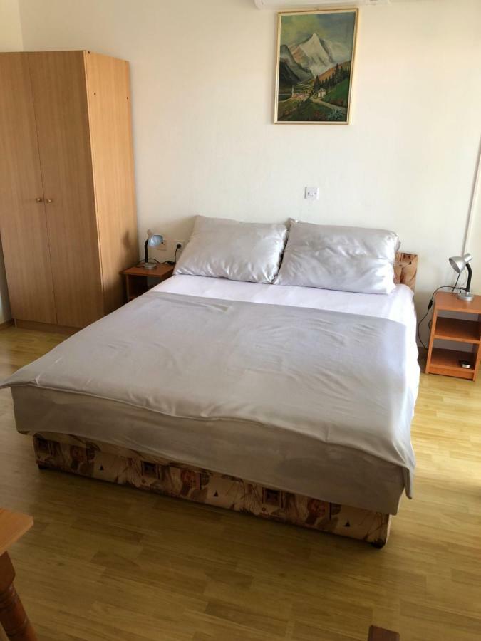 Apartmani Gabi Cesarica Luaran gambar